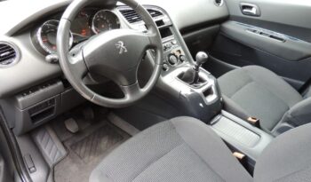 Peugeot 5008 full