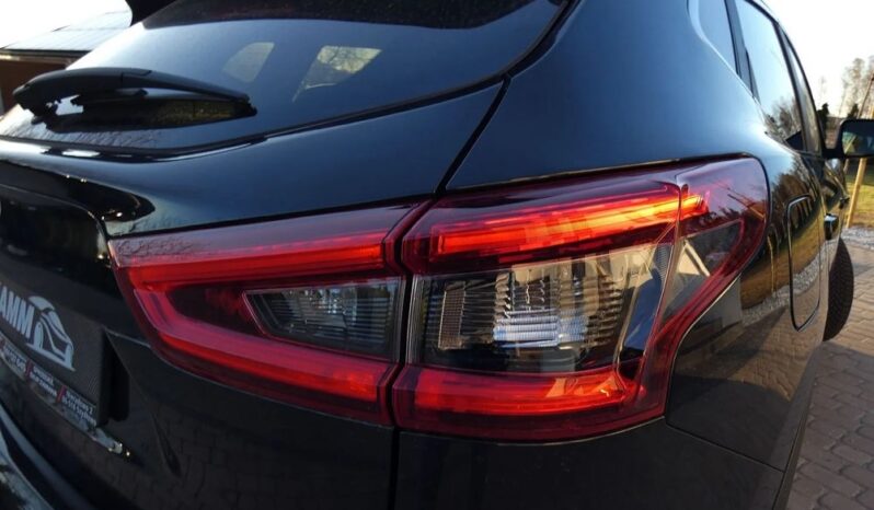 Nissan Qashqai 1.3 DIG-T N-Connecta DCT full