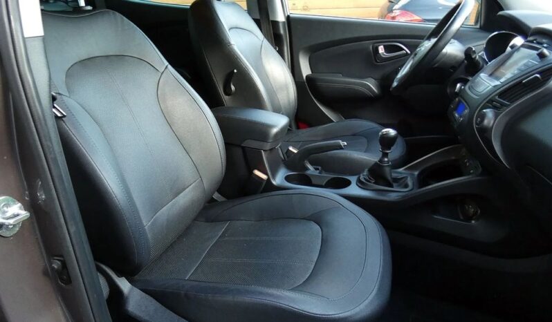 Hyundai ix35 blue 1.6 2WD Finale Gold full