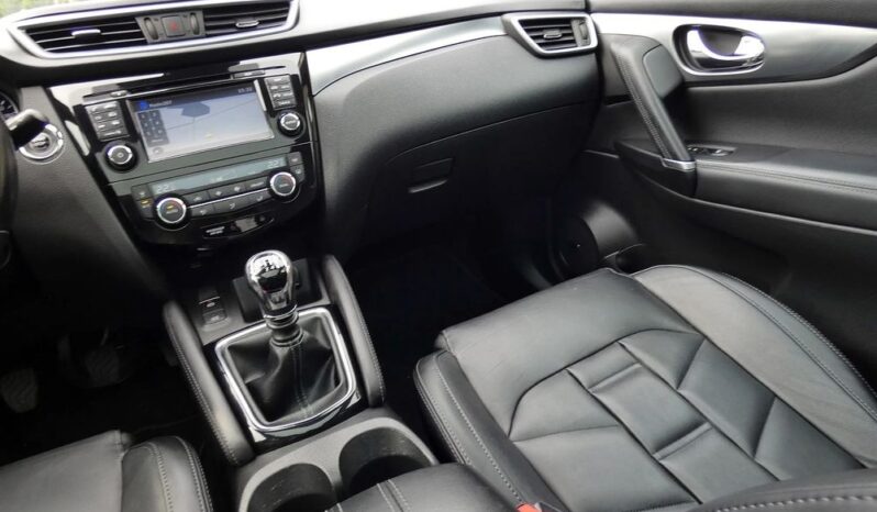 Nissan Qashqai 1.2 DIG-T Tekna+ full