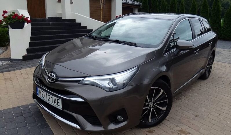 Toyota Avensis 2.0 D-4D Premium full