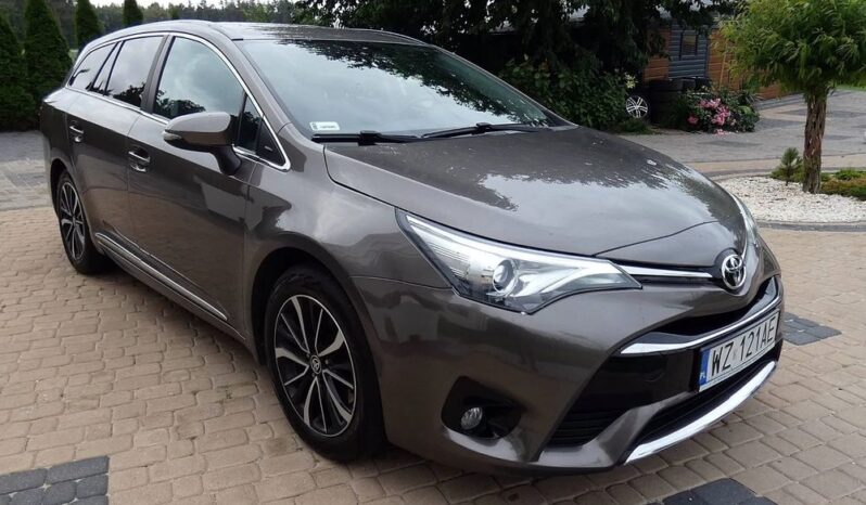 Toyota Avensis 2.0 D-4D Premium full