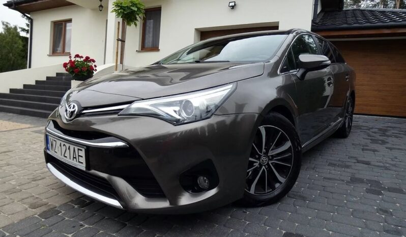 Toyota Avensis 2.0 D-4D Premium full