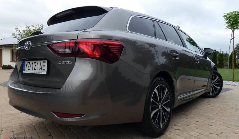 Toyota Avensis 2.0 D-4D Premium full