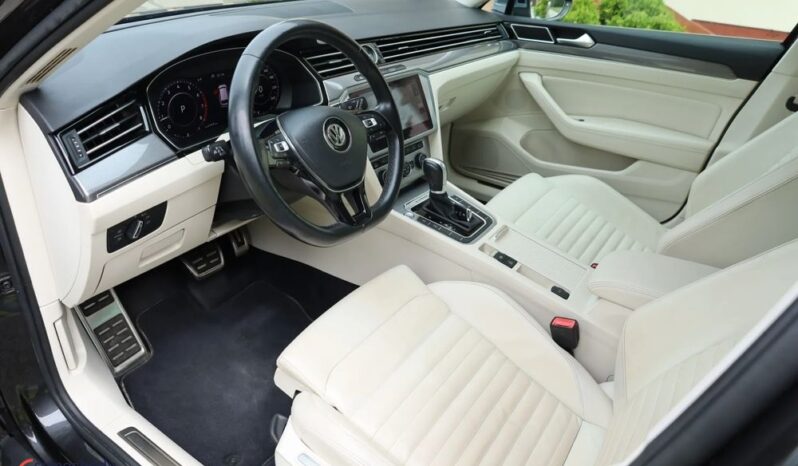 Volkswagen Passat Alltrack 2.0 TSI BMT 4Mot DSG full