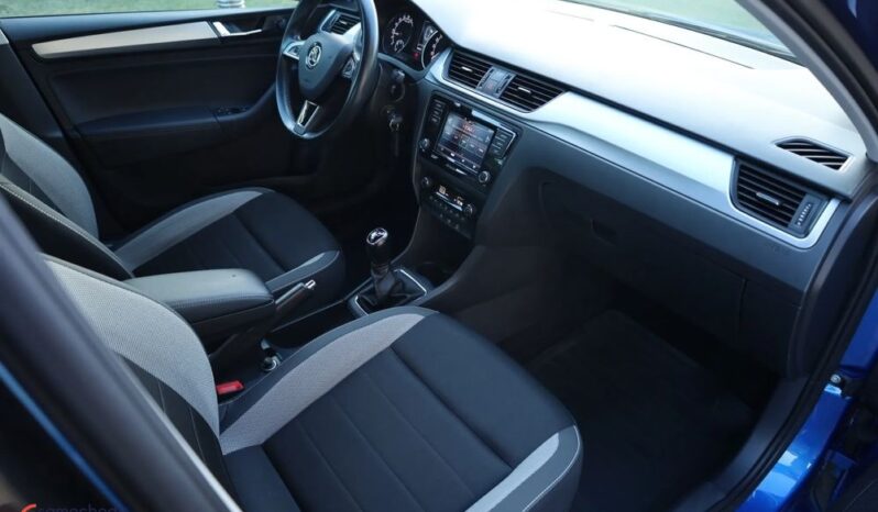 Skoda RAPID 1.6 TDI DPF Style full