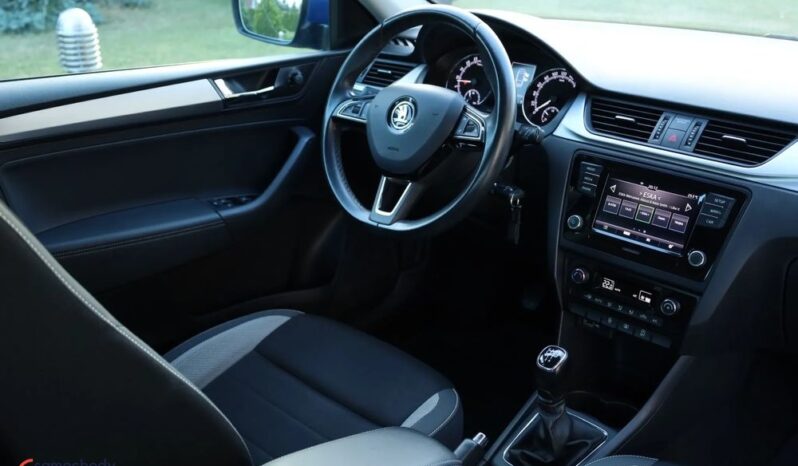 Skoda RAPID 1.6 TDI DPF Style full