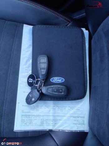 Ford Kuga full