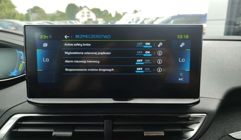 Peugeot 3008 full