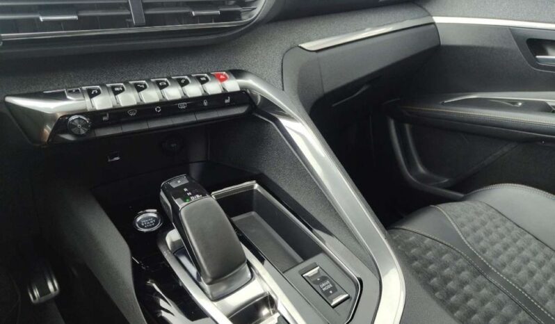 Peugeot 3008 full