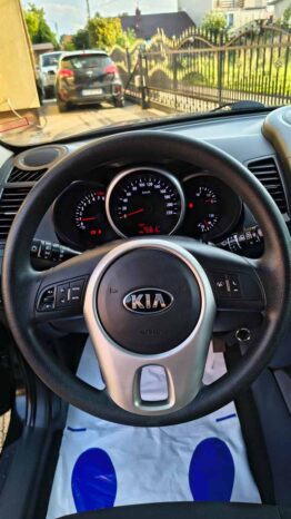 Auta miejskie KIA Soul  2013 Benzyna Manualna FWD (przód) Czarny 5 5 Niemcy Metalik full