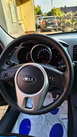 Auta miejskie KIA Soul  2013 Benzyna Manualna FWD (przód) Czarny 5 5 Niemcy Metalik full