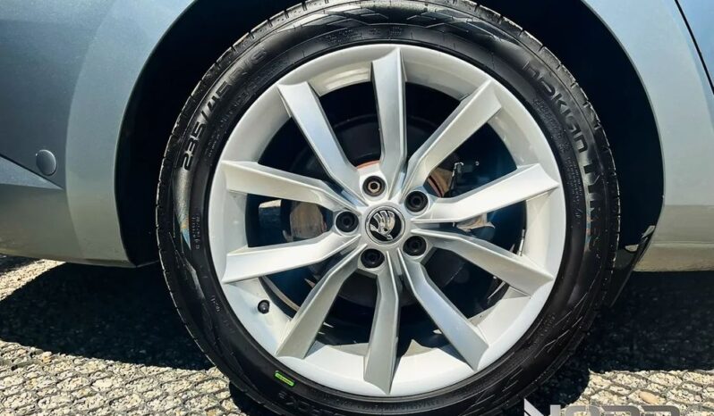 Skoda Superb Combi 2.0 TDI 4×4 DSG Style full