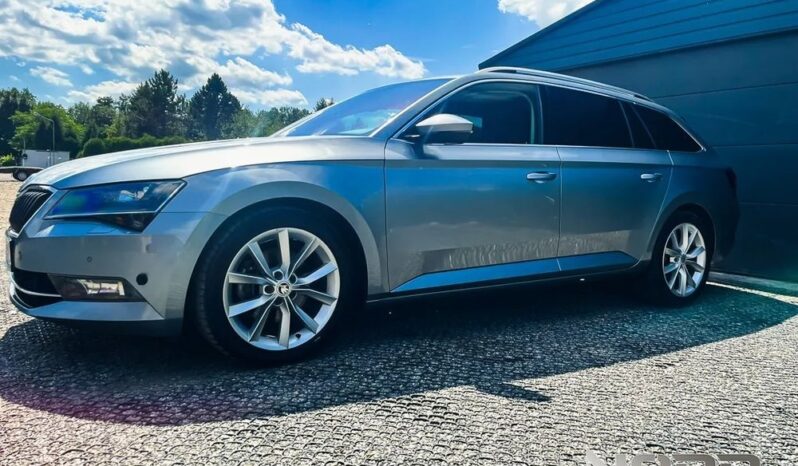 Skoda Superb Combi 2.0 TDI 4×4 DSG Style full
