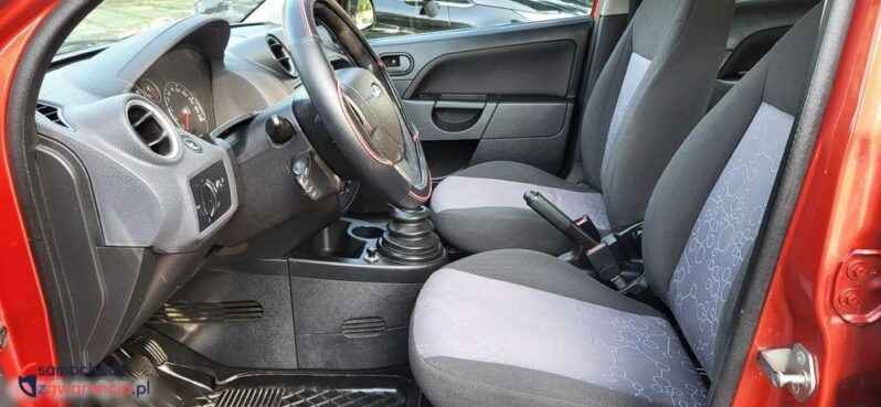 Ford Fiesta 1.3 full