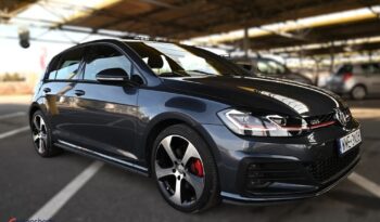 Volkswagen Golf full