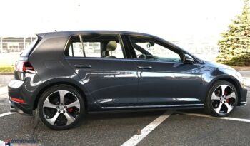 Volkswagen Golf full