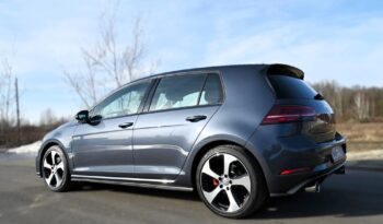 Volkswagen Golf full