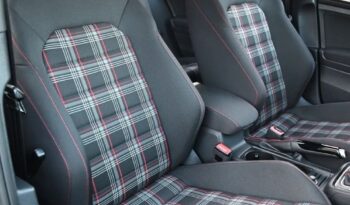Volkswagen Golf full
