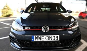 Volkswagen Golf full