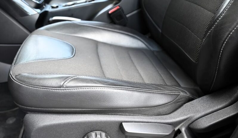 Ford Kuga full