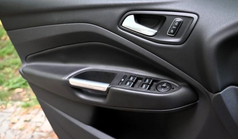 Ford Kuga full