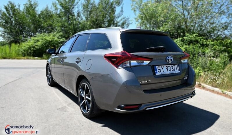 Toyota Auris full