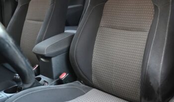 Toyota Auris full