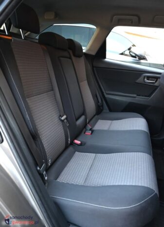 Toyota Auris full