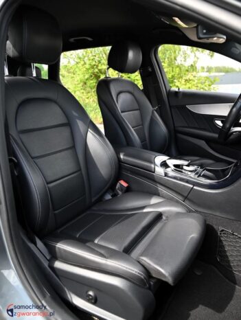 Mercedes-Benz Klasa C full