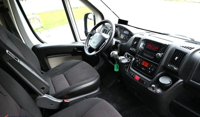 Peugeot Boxer full