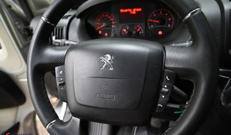 Peugeot Boxer full