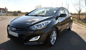 Hyundai i30 full