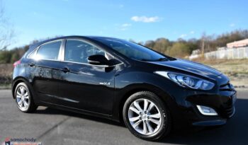 Hyundai i30 full