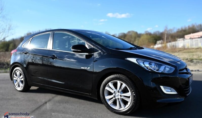 Hyundai i30 full