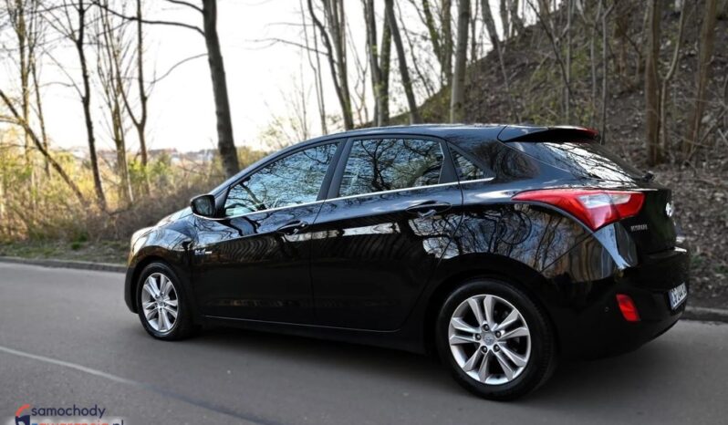 Hyundai i30 full