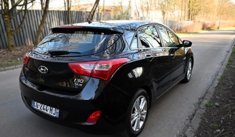 Hyundai i30 full