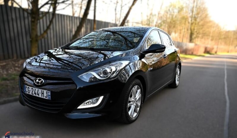 Hyundai i30 full