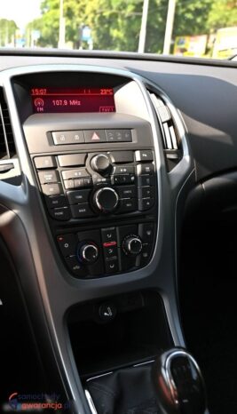 Opel Astra full