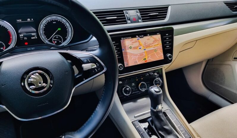 Skoda Superb 1.5 TSI Style DSG full