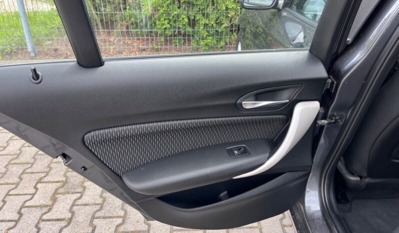 BMW Seria 1 118i Business Edition full