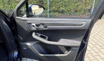 Porsche Macan GTS full