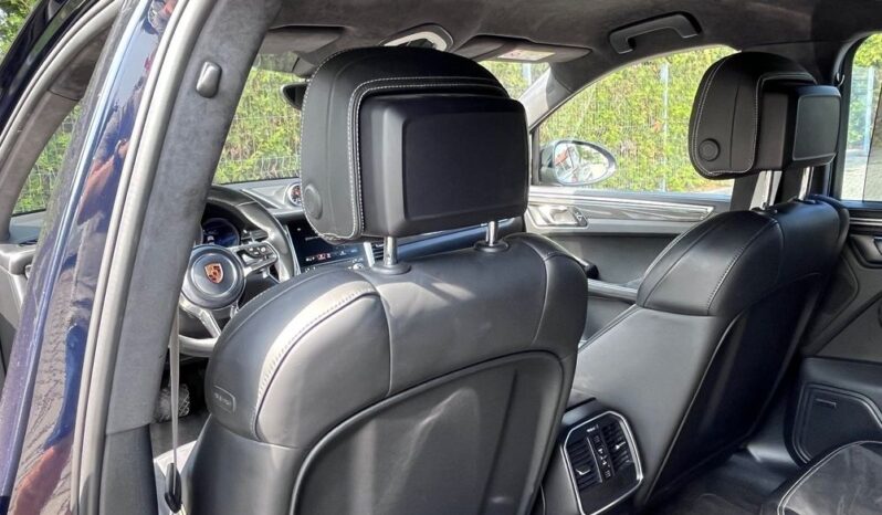 Porsche Macan GTS full