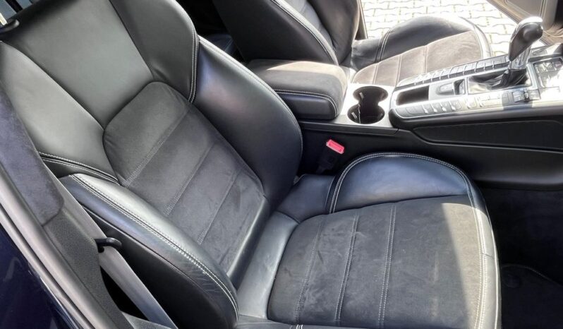 Porsche Macan GTS full