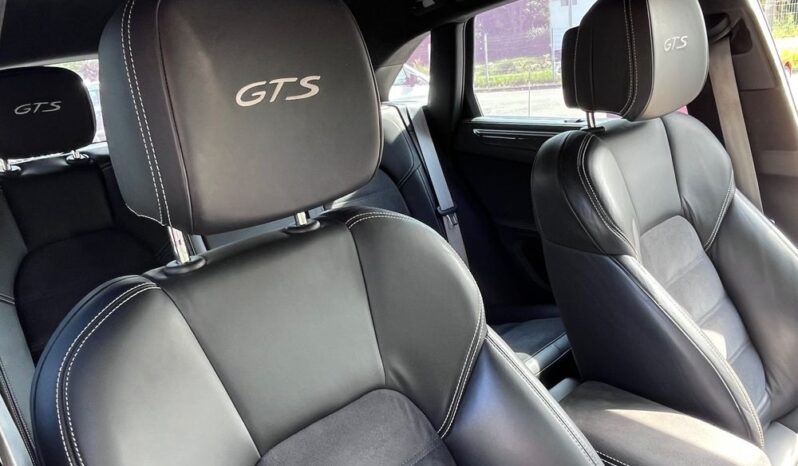 Porsche Macan GTS full