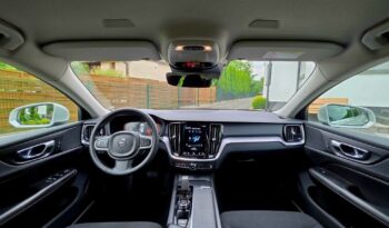 Volvo V60 D4 Momentum Pro full