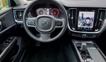 Volvo V60 D4 Momentum Pro full