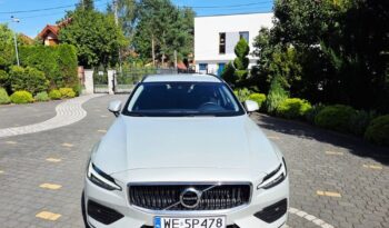 Volvo V60 D4 Momentum Pro full