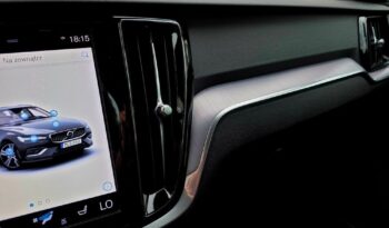 Volvo V60 D4 Momentum Pro full