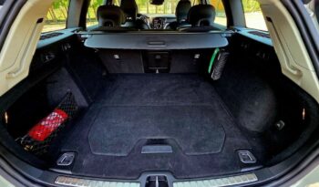 Volvo V60 D4 Momentum Pro full